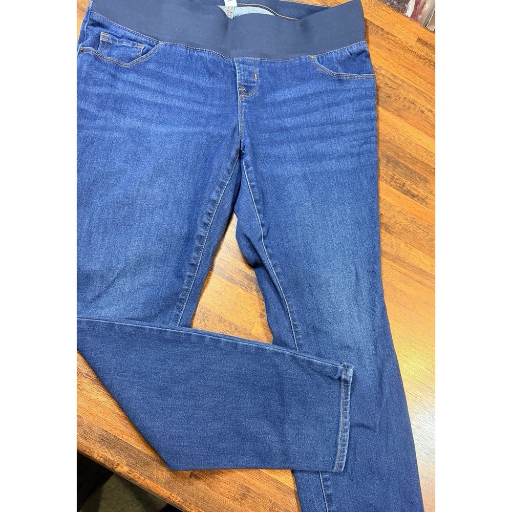Old Navy Maternity skinny jeans size 14.